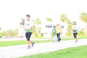 BIB: 
                            <button type="button" onclick="openModal(3691341)" class="btn btn-primary btn-sm float-right btn-popup" data-toggle="modal" data-target=".modal-high-quality">
                        <i class="fas fa-shopping-cart"></i> Add to Cart
                    </button>
                                            <button type="button" onclick="isThisMe(3691341, true)" class="btn btn-success btn-sm float-right btn-popup btn-isme hidden" data-toggle="tooltip" data-placement="bottom" title="นี่คือรูปของคุณใช่ไหม คลิกที่นี่เพื่อเอาเข้าอัลบั้ม">
                        <i class="fas fa-plus"></i> Add to album
                    </button>
                    <button type="button" onclick="isThisMe(3691341, false)" class="btn btn-warning btn-sm float-right btn-popup btn-isnotme hidden">
                        <i class="fas fa-ban"></i> Remove from album
                    </button>