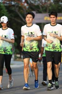 BIB: 
                            <button type="button" onclick="openModal(3606665)" class="btn btn-primary btn-sm float-right btn-popup" data-toggle="modal" data-target=".modal-high-quality">
                        <i class="fas fa-shopping-cart"></i> Add to Cart
                    </button>
                                            <button type="button" onclick="isThisMe(3606665, true)" class="btn btn-success btn-sm float-right btn-popup btn-isme hidden" data-toggle="tooltip" data-placement="bottom" title="นี่คือรูปของคุณใช่ไหม คลิกที่นี่เพื่อเอาเข้าอัลบั้ม">
                        <i class="fas fa-plus"></i> Add to album
                    </button>
                    <button type="button" onclick="isThisMe(3606665, false)" class="btn btn-warning btn-sm float-right btn-popup btn-isnotme hidden">
                        <i class="fas fa-ban"></i> Remove from album
                    </button>