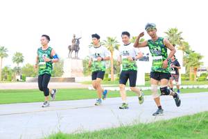 BIB: 1940
                            <button type="button" onclick="openModal(3675741)" class="btn btn-primary btn-sm float-right btn-popup" data-toggle="modal" data-target=".modal-high-quality">
                        <i class="fas fa-shopping-cart"></i> Add to Cart
                    </button>
                                            <button type="button" onclick="isThisMe(3675741, true)" class="btn btn-success btn-sm float-right btn-popup btn-isme hidden" data-toggle="tooltip" data-placement="bottom" title="นี่คือรูปของคุณใช่ไหม คลิกที่นี่เพื่อเอาเข้าอัลบั้ม">
                        <i class="fas fa-plus"></i> Add to album
                    </button>
                    <button type="button" onclick="isThisMe(3675741, false)" class="btn btn-warning btn-sm float-right btn-popup btn-isnotme hidden">
                        <i class="fas fa-ban"></i> Remove from album
                    </button>