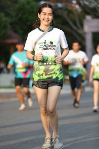 BIB: 933
                            <button type="button" onclick="openModal(3607733)" class="btn btn-primary btn-sm float-right btn-popup" data-toggle="modal" data-target=".modal-high-quality">
                        <i class="fas fa-shopping-cart"></i> Add to Cart
                    </button>
                                            <button type="button" onclick="isThisMe(3607733, true)" class="btn btn-success btn-sm float-right btn-popup btn-isme hidden" data-toggle="tooltip" data-placement="bottom" title="นี่คือรูปของคุณใช่ไหม คลิกที่นี่เพื่อเอาเข้าอัลบั้ม">
                        <i class="fas fa-plus"></i> Add to album
                    </button>
                    <button type="button" onclick="isThisMe(3607733, false)" class="btn btn-warning btn-sm float-right btn-popup btn-isnotme hidden">
                        <i class="fas fa-ban"></i> Remove from album
                    </button>