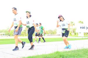 BIB: 
                            <button type="button" onclick="openModal(3693609)" class="btn btn-primary btn-sm float-right btn-popup" data-toggle="modal" data-target=".modal-high-quality">
                        <i class="fas fa-shopping-cart"></i> Add to Cart
                    </button>
                                            <button type="button" onclick="isThisMe(3693609, true)" class="btn btn-success btn-sm float-right btn-popup btn-isme hidden" data-toggle="tooltip" data-placement="bottom" title="นี่คือรูปของคุณใช่ไหม คลิกที่นี่เพื่อเอาเข้าอัลบั้ม">
                        <i class="fas fa-plus"></i> Add to album
                    </button>
                    <button type="button" onclick="isThisMe(3693609, false)" class="btn btn-warning btn-sm float-right btn-popup btn-isnotme hidden">
                        <i class="fas fa-ban"></i> Remove from album
                    </button>