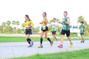 BIB: 144, 
                            <button type="button" onclick="openModal(3673689)" class="btn btn-primary btn-sm float-right btn-popup" data-toggle="modal" data-target=".modal-high-quality">
                        <i class="fas fa-shopping-cart"></i> Add to Cart
                    </button>
                                            <button type="button" onclick="isThisMe(3673689, true)" class="btn btn-success btn-sm float-right btn-popup btn-isme hidden" data-toggle="tooltip" data-placement="bottom" title="นี่คือรูปของคุณใช่ไหม คลิกที่นี่เพื่อเอาเข้าอัลบั้ม">
                        <i class="fas fa-plus"></i> Add to album
                    </button>
                    <button type="button" onclick="isThisMe(3673689, false)" class="btn btn-warning btn-sm float-right btn-popup btn-isnotme hidden">
                        <i class="fas fa-ban"></i> Remove from album
                    </button>