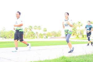 BIB: 
                            <button type="button" onclick="openModal(3692810)" class="btn btn-primary btn-sm float-right btn-popup" data-toggle="modal" data-target=".modal-high-quality">
                        <i class="fas fa-shopping-cart"></i> Add to Cart
                    </button>
                                            <button type="button" onclick="isThisMe(3692810, true)" class="btn btn-success btn-sm float-right btn-popup btn-isme hidden" data-toggle="tooltip" data-placement="bottom" title="นี่คือรูปของคุณใช่ไหม คลิกที่นี่เพื่อเอาเข้าอัลบั้ม">
                        <i class="fas fa-plus"></i> Add to album
                    </button>
                    <button type="button" onclick="isThisMe(3692810, false)" class="btn btn-warning btn-sm float-right btn-popup btn-isnotme hidden">
                        <i class="fas fa-ban"></i> Remove from album
                    </button>