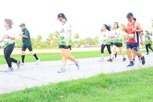 BIB: 
                            <button type="button" onclick="openModal(3686942)" class="btn btn-primary btn-sm float-right btn-popup" data-toggle="modal" data-target=".modal-high-quality">
                        <i class="fas fa-shopping-cart"></i> Add to Cart
                    </button>
                                            <button type="button" onclick="isThisMe(3686942, true)" class="btn btn-success btn-sm float-right btn-popup btn-isme hidden" data-toggle="tooltip" data-placement="bottom" title="นี่คือรูปของคุณใช่ไหม คลิกที่นี่เพื่อเอาเข้าอัลบั้ม">
                        <i class="fas fa-plus"></i> Add to album
                    </button>
                    <button type="button" onclick="isThisMe(3686942, false)" class="btn btn-warning btn-sm float-right btn-popup btn-isnotme hidden">
                        <i class="fas fa-ban"></i> Remove from album
                    </button>