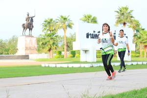 BIB: 2040
                            <button type="button" onclick="openModal(3698220)" class="btn btn-primary btn-sm float-right btn-popup" data-toggle="modal" data-target=".modal-high-quality">
                        <i class="fas fa-shopping-cart"></i> Add to Cart
                    </button>
                                            <button type="button" onclick="isThisMe(3698220, true)" class="btn btn-success btn-sm float-right btn-popup btn-isme hidden" data-toggle="tooltip" data-placement="bottom" title="นี่คือรูปของคุณใช่ไหม คลิกที่นี่เพื่อเอาเข้าอัลบั้ม">
                        <i class="fas fa-plus"></i> Add to album
                    </button>
                    <button type="button" onclick="isThisMe(3698220, false)" class="btn btn-warning btn-sm float-right btn-popup btn-isnotme hidden">
                        <i class="fas fa-ban"></i> Remove from album
                    </button>