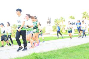 BIB: 
                            <button type="button" onclick="openModal(3690646)" class="btn btn-primary btn-sm float-right btn-popup" data-toggle="modal" data-target=".modal-high-quality">
                        <i class="fas fa-shopping-cart"></i> Add to Cart
                    </button>
                                            <button type="button" onclick="isThisMe(3690646, true)" class="btn btn-success btn-sm float-right btn-popup btn-isme hidden" data-toggle="tooltip" data-placement="bottom" title="นี่คือรูปของคุณใช่ไหม คลิกที่นี่เพื่อเอาเข้าอัลบั้ม">
                        <i class="fas fa-plus"></i> Add to album
                    </button>
                    <button type="button" onclick="isThisMe(3690646, false)" class="btn btn-warning btn-sm float-right btn-popup btn-isnotme hidden">
                        <i class="fas fa-ban"></i> Remove from album
                    </button>