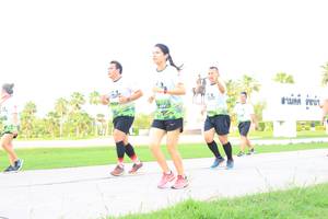 BIB: 
                            <button type="button" onclick="openModal(3689475)" class="btn btn-primary btn-sm float-right btn-popup" data-toggle="modal" data-target=".modal-high-quality">
                        <i class="fas fa-shopping-cart"></i> Add to Cart
                    </button>
                                            <button type="button" onclick="isThisMe(3689475, true)" class="btn btn-success btn-sm float-right btn-popup btn-isme hidden" data-toggle="tooltip" data-placement="bottom" title="นี่คือรูปของคุณใช่ไหม คลิกที่นี่เพื่อเอาเข้าอัลบั้ม">
                        <i class="fas fa-plus"></i> Add to album
                    </button>
                    <button type="button" onclick="isThisMe(3689475, false)" class="btn btn-warning btn-sm float-right btn-popup btn-isnotme hidden">
                        <i class="fas fa-ban"></i> Remove from album
                    </button>