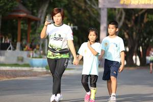 BIB: 
                            <button type="button" onclick="openModal(3630376)" class="btn btn-primary btn-sm float-right btn-popup" data-toggle="modal" data-target=".modal-high-quality">
                        <i class="fas fa-shopping-cart"></i> Add to Cart
                    </button>
                                            <button type="button" onclick="isThisMe(3630376, true)" class="btn btn-success btn-sm float-right btn-popup btn-isme hidden" data-toggle="tooltip" data-placement="bottom" title="นี่คือรูปของคุณใช่ไหม คลิกที่นี่เพื่อเอาเข้าอัลบั้ม">
                        <i class="fas fa-plus"></i> Add to album
                    </button>
                    <button type="button" onclick="isThisMe(3630376, false)" class="btn btn-warning btn-sm float-right btn-popup btn-isnotme hidden">
                        <i class="fas fa-ban"></i> Remove from album
                    </button>