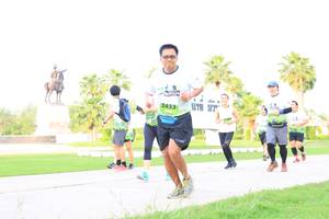 BIB: 2433
                            <button type="button" onclick="openModal(3689304)" class="btn btn-primary btn-sm float-right btn-popup" data-toggle="modal" data-target=".modal-high-quality">
                        <i class="fas fa-shopping-cart"></i> Add to Cart
                    </button>
                                            <button type="button" onclick="isThisMe(3689304, true)" class="btn btn-success btn-sm float-right btn-popup btn-isme hidden" data-toggle="tooltip" data-placement="bottom" title="นี่คือรูปของคุณใช่ไหม คลิกที่นี่เพื่อเอาเข้าอัลบั้ม">
                        <i class="fas fa-plus"></i> Add to album
                    </button>
                    <button type="button" onclick="isThisMe(3689304, false)" class="btn btn-warning btn-sm float-right btn-popup btn-isnotme hidden">
                        <i class="fas fa-ban"></i> Remove from album
                    </button>