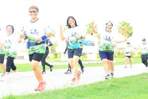 BIB: 
                            <button type="button" onclick="openModal(3693170)" class="btn btn-primary btn-sm float-right btn-popup" data-toggle="modal" data-target=".modal-high-quality">
                        <i class="fas fa-shopping-cart"></i> Add to Cart
                    </button>
                                            <button type="button" onclick="isThisMe(3693170, true)" class="btn btn-success btn-sm float-right btn-popup btn-isme hidden" data-toggle="tooltip" data-placement="bottom" title="นี่คือรูปของคุณใช่ไหม คลิกที่นี่เพื่อเอาเข้าอัลบั้ม">
                        <i class="fas fa-plus"></i> Add to album
                    </button>
                    <button type="button" onclick="isThisMe(3693170, false)" class="btn btn-warning btn-sm float-right btn-popup btn-isnotme hidden">
                        <i class="fas fa-ban"></i> Remove from album
                    </button>