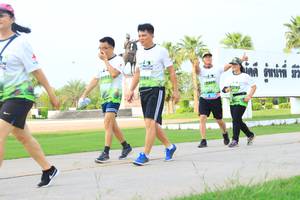 BIB: 194
                            <button type="button" onclick="openModal(3698069)" class="btn btn-primary btn-sm float-right btn-popup" data-toggle="modal" data-target=".modal-high-quality">
                        <i class="fas fa-shopping-cart"></i> Add to Cart
                    </button>
                                            <button type="button" onclick="isThisMe(3698069, true)" class="btn btn-success btn-sm float-right btn-popup btn-isme hidden" data-toggle="tooltip" data-placement="bottom" title="นี่คือรูปของคุณใช่ไหม คลิกที่นี่เพื่อเอาเข้าอัลบั้ม">
                        <i class="fas fa-plus"></i> Add to album
                    </button>
                    <button type="button" onclick="isThisMe(3698069, false)" class="btn btn-warning btn-sm float-right btn-popup btn-isnotme hidden">
                        <i class="fas fa-ban"></i> Remove from album
                    </button>