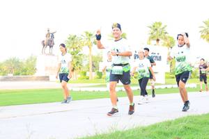 BIB: 
                            <button type="button" onclick="openModal(3683425)" class="btn btn-primary btn-sm float-right btn-popup" data-toggle="modal" data-target=".modal-high-quality">
                        <i class="fas fa-shopping-cart"></i> Add to Cart
                    </button>
                                            <button type="button" onclick="isThisMe(3683425, true)" class="btn btn-success btn-sm float-right btn-popup btn-isme hidden" data-toggle="tooltip" data-placement="bottom" title="นี่คือรูปของคุณใช่ไหม คลิกที่นี่เพื่อเอาเข้าอัลบั้ม">
                        <i class="fas fa-plus"></i> Add to album
                    </button>
                    <button type="button" onclick="isThisMe(3683425, false)" class="btn btn-warning btn-sm float-right btn-popup btn-isnotme hidden">
                        <i class="fas fa-ban"></i> Remove from album
                    </button>