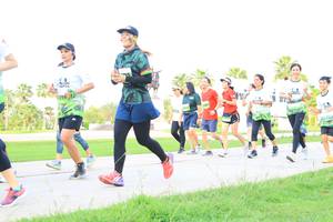 BIB: 
                            <button type="button" onclick="openModal(3687440)" class="btn btn-primary btn-sm float-right btn-popup" data-toggle="modal" data-target=".modal-high-quality">
                        <i class="fas fa-shopping-cart"></i> Add to Cart
                    </button>
                                            <button type="button" onclick="isThisMe(3687440, true)" class="btn btn-success btn-sm float-right btn-popup btn-isme hidden" data-toggle="tooltip" data-placement="bottom" title="นี่คือรูปของคุณใช่ไหม คลิกที่นี่เพื่อเอาเข้าอัลบั้ม">
                        <i class="fas fa-plus"></i> Add to album
                    </button>
                    <button type="button" onclick="isThisMe(3687440, false)" class="btn btn-warning btn-sm float-right btn-popup btn-isnotme hidden">
                        <i class="fas fa-ban"></i> Remove from album
                    </button>