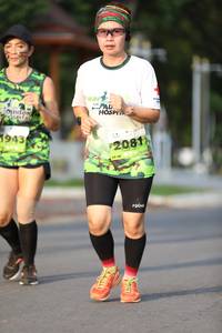 BIB: 2081, 943
                            <button type="button" onclick="openModal(3614047)" class="btn btn-primary btn-sm float-right btn-popup" data-toggle="modal" data-target=".modal-high-quality">
                        <i class="fas fa-shopping-cart"></i> Add to Cart
                    </button>
                                            <button type="button" onclick="isThisMe(3614047, true)" class="btn btn-success btn-sm float-right btn-popup btn-isme hidden" data-toggle="tooltip" data-placement="bottom" title="นี่คือรูปของคุณใช่ไหม คลิกที่นี่เพื่อเอาเข้าอัลบั้ม">
                        <i class="fas fa-plus"></i> Add to album
                    </button>
                    <button type="button" onclick="isThisMe(3614047, false)" class="btn btn-warning btn-sm float-right btn-popup btn-isnotme hidden">
                        <i class="fas fa-ban"></i> Remove from album
                    </button>