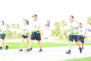 BIB: 
                            <button type="button" onclick="openModal(3693071)" class="btn btn-primary btn-sm float-right btn-popup" data-toggle="modal" data-target=".modal-high-quality">
                        <i class="fas fa-shopping-cart"></i> Add to Cart
                    </button>
                                            <button type="button" onclick="isThisMe(3693071, true)" class="btn btn-success btn-sm float-right btn-popup btn-isme hidden" data-toggle="tooltip" data-placement="bottom" title="นี่คือรูปของคุณใช่ไหม คลิกที่นี่เพื่อเอาเข้าอัลบั้ม">
                        <i class="fas fa-plus"></i> Add to album
                    </button>
                    <button type="button" onclick="isThisMe(3693071, false)" class="btn btn-warning btn-sm float-right btn-popup btn-isnotme hidden">
                        <i class="fas fa-ban"></i> Remove from album
                    </button>