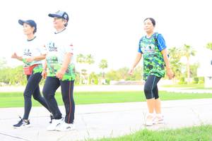 BIB: 
                            <button type="button" onclick="openModal(3692125)" class="btn btn-primary btn-sm float-right btn-popup" data-toggle="modal" data-target=".modal-high-quality">
                        <i class="fas fa-shopping-cart"></i> Add to Cart
                    </button>
                                            <button type="button" onclick="isThisMe(3692125, true)" class="btn btn-success btn-sm float-right btn-popup btn-isme hidden" data-toggle="tooltip" data-placement="bottom" title="นี่คือรูปของคุณใช่ไหม คลิกที่นี่เพื่อเอาเข้าอัลบั้ม">
                        <i class="fas fa-plus"></i> Add to album
                    </button>
                    <button type="button" onclick="isThisMe(3692125, false)" class="btn btn-warning btn-sm float-right btn-popup btn-isnotme hidden">
                        <i class="fas fa-ban"></i> Remove from album
                    </button>