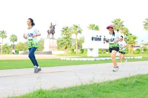 BIB: 125
                            <button type="button" onclick="openModal(3697369)" class="btn btn-primary btn-sm float-right btn-popup" data-toggle="modal" data-target=".modal-high-quality">
                        <i class="fas fa-shopping-cart"></i> Add to Cart
                    </button>
                                            <button type="button" onclick="isThisMe(3697369, true)" class="btn btn-success btn-sm float-right btn-popup btn-isme hidden" data-toggle="tooltip" data-placement="bottom" title="นี่คือรูปของคุณใช่ไหม คลิกที่นี่เพื่อเอาเข้าอัลบั้ม">
                        <i class="fas fa-plus"></i> Add to album
                    </button>
                    <button type="button" onclick="isThisMe(3697369, false)" class="btn btn-warning btn-sm float-right btn-popup btn-isnotme hidden">
                        <i class="fas fa-ban"></i> Remove from album
                    </button>