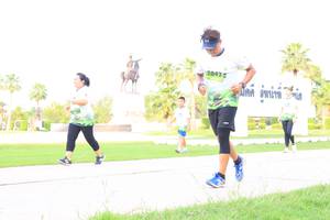 BIB: 20431
                            <button type="button" onclick="openModal(3693674)" class="btn btn-primary btn-sm float-right btn-popup" data-toggle="modal" data-target=".modal-high-quality">
                        <i class="fas fa-shopping-cart"></i> Add to Cart
                    </button>
                                            <button type="button" onclick="isThisMe(3693674, true)" class="btn btn-success btn-sm float-right btn-popup btn-isme hidden" data-toggle="tooltip" data-placement="bottom" title="นี่คือรูปของคุณใช่ไหม คลิกที่นี่เพื่อเอาเข้าอัลบั้ม">
                        <i class="fas fa-plus"></i> Add to album
                    </button>
                    <button type="button" onclick="isThisMe(3693674, false)" class="btn btn-warning btn-sm float-right btn-popup btn-isnotme hidden">
                        <i class="fas fa-ban"></i> Remove from album
                    </button>