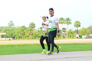 BIB: 
                            <button type="button" onclick="openModal(3698235)" class="btn btn-primary btn-sm float-right btn-popup" data-toggle="modal" data-target=".modal-high-quality">
                        <i class="fas fa-shopping-cart"></i> Add to Cart
                    </button>
                                            <button type="button" onclick="isThisMe(3698235, true)" class="btn btn-success btn-sm float-right btn-popup btn-isme hidden" data-toggle="tooltip" data-placement="bottom" title="นี่คือรูปของคุณใช่ไหม คลิกที่นี่เพื่อเอาเข้าอัลบั้ม">
                        <i class="fas fa-plus"></i> Add to album
                    </button>
                    <button type="button" onclick="isThisMe(3698235, false)" class="btn btn-warning btn-sm float-right btn-popup btn-isnotme hidden">
                        <i class="fas fa-ban"></i> Remove from album
                    </button>