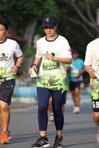 BIB: 449
                            <button type="button" onclick="openModal(3607763)" class="btn btn-primary btn-sm float-right btn-popup" data-toggle="modal" data-target=".modal-high-quality">
                        <i class="fas fa-shopping-cart"></i> Add to Cart
                    </button>
                                            <button type="button" onclick="isThisMe(3607763, true)" class="btn btn-success btn-sm float-right btn-popup btn-isme hidden" data-toggle="tooltip" data-placement="bottom" title="นี่คือรูปของคุณใช่ไหม คลิกที่นี่เพื่อเอาเข้าอัลบั้ม">
                        <i class="fas fa-plus"></i> Add to album
                    </button>
                    <button type="button" onclick="isThisMe(3607763, false)" class="btn btn-warning btn-sm float-right btn-popup btn-isnotme hidden">
                        <i class="fas fa-ban"></i> Remove from album
                    </button>