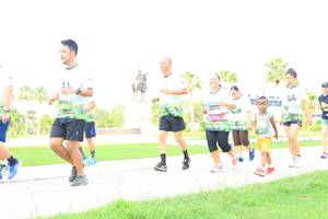 BIB: 1606
                            <button type="button" onclick="openModal(3694959)" class="btn btn-primary btn-sm float-right btn-popup" data-toggle="modal" data-target=".modal-high-quality">
                        <i class="fas fa-shopping-cart"></i> Add to Cart
                    </button>
                                            <button type="button" onclick="isThisMe(3694959, true)" class="btn btn-success btn-sm float-right btn-popup btn-isme hidden" data-toggle="tooltip" data-placement="bottom" title="นี่คือรูปของคุณใช่ไหม คลิกที่นี่เพื่อเอาเข้าอัลบั้ม">
                        <i class="fas fa-plus"></i> Add to album
                    </button>
                    <button type="button" onclick="isThisMe(3694959, false)" class="btn btn-warning btn-sm float-right btn-popup btn-isnotme hidden">
                        <i class="fas fa-ban"></i> Remove from album
                    </button>