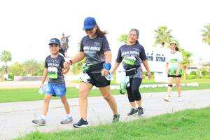 BIB: 686
                            <button type="button" onclick="openModal(3696248)" class="btn btn-primary btn-sm float-right btn-popup" data-toggle="modal" data-target=".modal-high-quality">
                        <i class="fas fa-shopping-cart"></i> Add to Cart
                    </button>
                                            <button type="button" onclick="isThisMe(3696248, true)" class="btn btn-success btn-sm float-right btn-popup btn-isme hidden" data-toggle="tooltip" data-placement="bottom" title="นี่คือรูปของคุณใช่ไหม คลิกที่นี่เพื่อเอาเข้าอัลบั้ม">
                        <i class="fas fa-plus"></i> Add to album
                    </button>
                    <button type="button" onclick="isThisMe(3696248, false)" class="btn btn-warning btn-sm float-right btn-popup btn-isnotme hidden">
                        <i class="fas fa-ban"></i> Remove from album
                    </button>