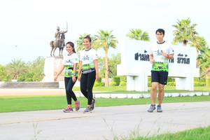 BIB: 1983
                            <button type="button" onclick="openModal(3700100)" class="btn btn-primary btn-sm float-right btn-popup" data-toggle="modal" data-target=".modal-high-quality">
                        <i class="fas fa-shopping-cart"></i> Add to Cart
                    </button>
                                            <button type="button" onclick="isThisMe(3700100, true)" class="btn btn-success btn-sm float-right btn-popup btn-isme hidden" data-toggle="tooltip" data-placement="bottom" title="นี่คือรูปของคุณใช่ไหม คลิกที่นี่เพื่อเอาเข้าอัลบั้ม">
                        <i class="fas fa-plus"></i> Add to album
                    </button>
                    <button type="button" onclick="isThisMe(3700100, false)" class="btn btn-warning btn-sm float-right btn-popup btn-isnotme hidden">
                        <i class="fas fa-ban"></i> Remove from album
                    </button>