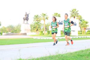 BIB: 535, 253
                            <button type="button" onclick="openModal(3679780)" class="btn btn-primary btn-sm float-right btn-popup" data-toggle="modal" data-target=".modal-high-quality">
                        <i class="fas fa-shopping-cart"></i> Add to Cart
                    </button>
                                            <button type="button" onclick="isThisMe(3679780, true)" class="btn btn-success btn-sm float-right btn-popup btn-isme hidden" data-toggle="tooltip" data-placement="bottom" title="นี่คือรูปของคุณใช่ไหม คลิกที่นี่เพื่อเอาเข้าอัลบั้ม">
                        <i class="fas fa-plus"></i> Add to album
                    </button>
                    <button type="button" onclick="isThisMe(3679780, false)" class="btn btn-warning btn-sm float-right btn-popup btn-isnotme hidden">
                        <i class="fas fa-ban"></i> Remove from album
                    </button>