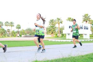 BIB: 
                            <button type="button" onclick="openModal(3673577)" class="btn btn-primary btn-sm float-right btn-popup" data-toggle="modal" data-target=".modal-high-quality">
                        <i class="fas fa-shopping-cart"></i> Add to Cart
                    </button>
                                            <button type="button" onclick="isThisMe(3673577, true)" class="btn btn-success btn-sm float-right btn-popup btn-isme hidden" data-toggle="tooltip" data-placement="bottom" title="นี่คือรูปของคุณใช่ไหม คลิกที่นี่เพื่อเอาเข้าอัลบั้ม">
                        <i class="fas fa-plus"></i> Add to album
                    </button>
                    <button type="button" onclick="isThisMe(3673577, false)" class="btn btn-warning btn-sm float-right btn-popup btn-isnotme hidden">
                        <i class="fas fa-ban"></i> Remove from album
                    </button>