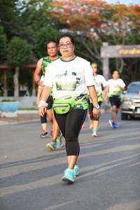 BIB: 
                            <button type="button" onclick="openModal(3615973)" class="btn btn-primary btn-sm float-right btn-popup" data-toggle="modal" data-target=".modal-high-quality">
                        <i class="fas fa-shopping-cart"></i> Add to Cart
                    </button>
                                            <button type="button" onclick="isThisMe(3615973, true)" class="btn btn-success btn-sm float-right btn-popup btn-isme hidden" data-toggle="tooltip" data-placement="bottom" title="นี่คือรูปของคุณใช่ไหม คลิกที่นี่เพื่อเอาเข้าอัลบั้ม">
                        <i class="fas fa-plus"></i> Add to album
                    </button>
                    <button type="button" onclick="isThisMe(3615973, false)" class="btn btn-warning btn-sm float-right btn-popup btn-isnotme hidden">
                        <i class="fas fa-ban"></i> Remove from album
                    </button>