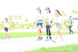 BIB: 
                            <button type="button" onclick="openModal(3695740)" class="btn btn-primary btn-sm float-right btn-popup" data-toggle="modal" data-target=".modal-high-quality">
                        <i class="fas fa-shopping-cart"></i> Add to Cart
                    </button>
                                            <button type="button" onclick="isThisMe(3695740, true)" class="btn btn-success btn-sm float-right btn-popup btn-isme hidden" data-toggle="tooltip" data-placement="bottom" title="นี่คือรูปของคุณใช่ไหม คลิกที่นี่เพื่อเอาเข้าอัลบั้ม">
                        <i class="fas fa-plus"></i> Add to album
                    </button>
                    <button type="button" onclick="isThisMe(3695740, false)" class="btn btn-warning btn-sm float-right btn-popup btn-isnotme hidden">
                        <i class="fas fa-ban"></i> Remove from album
                    </button>