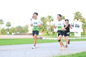 BIB: 1964
                            <button type="button" onclick="openModal(3655470)" class="btn btn-primary btn-sm float-right btn-popup" data-toggle="modal" data-target=".modal-high-quality">
                        <i class="fas fa-shopping-cart"></i> Add to Cart
                    </button>
                                            <button type="button" onclick="isThisMe(3655470, true)" class="btn btn-success btn-sm float-right btn-popup btn-isme hidden" data-toggle="tooltip" data-placement="bottom" title="นี่คือรูปของคุณใช่ไหม คลิกที่นี่เพื่อเอาเข้าอัลบั้ม">
                        <i class="fas fa-plus"></i> Add to album
                    </button>
                    <button type="button" onclick="isThisMe(3655470, false)" class="btn btn-warning btn-sm float-right btn-popup btn-isnotme hidden">
                        <i class="fas fa-ban"></i> Remove from album
                    </button>