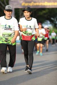 BIB: 
                            <button type="button" onclick="openModal(3617515)" class="btn btn-primary btn-sm float-right btn-popup" data-toggle="modal" data-target=".modal-high-quality">
                        <i class="fas fa-shopping-cart"></i> Add to Cart
                    </button>
                                            <button type="button" onclick="isThisMe(3617515, true)" class="btn btn-success btn-sm float-right btn-popup btn-isme hidden" data-toggle="tooltip" data-placement="bottom" title="นี่คือรูปของคุณใช่ไหม คลิกที่นี่เพื่อเอาเข้าอัลบั้ม">
                        <i class="fas fa-plus"></i> Add to album
                    </button>
                    <button type="button" onclick="isThisMe(3617515, false)" class="btn btn-warning btn-sm float-right btn-popup btn-isnotme hidden">
                        <i class="fas fa-ban"></i> Remove from album
                    </button>