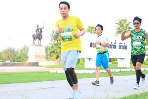 BIB: 
                            <button type="button" onclick="openModal(3675291)" class="btn btn-primary btn-sm float-right btn-popup" data-toggle="modal" data-target=".modal-high-quality">
                        <i class="fas fa-shopping-cart"></i> Add to Cart
                    </button>
                                            <button type="button" onclick="isThisMe(3675291, true)" class="btn btn-success btn-sm float-right btn-popup btn-isme hidden" data-toggle="tooltip" data-placement="bottom" title="นี่คือรูปของคุณใช่ไหม คลิกที่นี่เพื่อเอาเข้าอัลบั้ม">
                        <i class="fas fa-plus"></i> Add to album
                    </button>
                    <button type="button" onclick="isThisMe(3675291, false)" class="btn btn-warning btn-sm float-right btn-popup btn-isnotme hidden">
                        <i class="fas fa-ban"></i> Remove from album
                    </button>