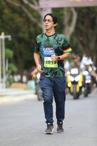 BIB: 1913
                            <button type="button" onclick="openModal(3632584)" class="btn btn-primary btn-sm float-right btn-popup" data-toggle="modal" data-target=".modal-high-quality">
                        <i class="fas fa-shopping-cart"></i> Add to Cart
                    </button>
                                            <button type="button" onclick="isThisMe(3632584, true)" class="btn btn-success btn-sm float-right btn-popup btn-isme hidden" data-toggle="tooltip" data-placement="bottom" title="นี่คือรูปของคุณใช่ไหม คลิกที่นี่เพื่อเอาเข้าอัลบั้ม">
                        <i class="fas fa-plus"></i> Add to album
                    </button>
                    <button type="button" onclick="isThisMe(3632584, false)" class="btn btn-warning btn-sm float-right btn-popup btn-isnotme hidden">
                        <i class="fas fa-ban"></i> Remove from album
                    </button>