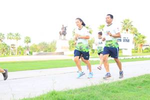 BIB: 425, 2281
                            <button type="button" onclick="openModal(3686379)" class="btn btn-primary btn-sm float-right btn-popup" data-toggle="modal" data-target=".modal-high-quality">
                        <i class="fas fa-shopping-cart"></i> Add to Cart
                    </button>
                                            <button type="button" onclick="isThisMe(3686379, true)" class="btn btn-success btn-sm float-right btn-popup btn-isme hidden" data-toggle="tooltip" data-placement="bottom" title="นี่คือรูปของคุณใช่ไหม คลิกที่นี่เพื่อเอาเข้าอัลบั้ม">
                        <i class="fas fa-plus"></i> Add to album
                    </button>
                    <button type="button" onclick="isThisMe(3686379, false)" class="btn btn-warning btn-sm float-right btn-popup btn-isnotme hidden">
                        <i class="fas fa-ban"></i> Remove from album
                    </button>