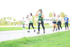 BIB: 
                            <button type="button" onclick="openModal(3687592)" class="btn btn-primary btn-sm float-right btn-popup" data-toggle="modal" data-target=".modal-high-quality">
                        <i class="fas fa-shopping-cart"></i> Add to Cart
                    </button>
                                            <button type="button" onclick="isThisMe(3687592, true)" class="btn btn-success btn-sm float-right btn-popup btn-isme hidden" data-toggle="tooltip" data-placement="bottom" title="นี่คือรูปของคุณใช่ไหม คลิกที่นี่เพื่อเอาเข้าอัลบั้ม">
                        <i class="fas fa-plus"></i> Add to album
                    </button>
                    <button type="button" onclick="isThisMe(3687592, false)" class="btn btn-warning btn-sm float-right btn-popup btn-isnotme hidden">
                        <i class="fas fa-ban"></i> Remove from album
                    </button>