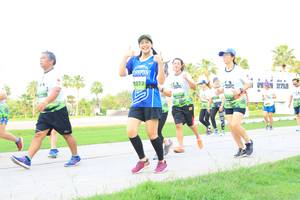 BIB: 2273
                            <button type="button" onclick="openModal(3685693)" class="btn btn-primary btn-sm float-right btn-popup" data-toggle="modal" data-target=".modal-high-quality">
                        <i class="fas fa-shopping-cart"></i> Add to Cart
                    </button>
                                            <button type="button" onclick="isThisMe(3685693, true)" class="btn btn-success btn-sm float-right btn-popup btn-isme hidden" data-toggle="tooltip" data-placement="bottom" title="นี่คือรูปของคุณใช่ไหม คลิกที่นี่เพื่อเอาเข้าอัลบั้ม">
                        <i class="fas fa-plus"></i> Add to album
                    </button>
                    <button type="button" onclick="isThisMe(3685693, false)" class="btn btn-warning btn-sm float-right btn-popup btn-isnotme hidden">
                        <i class="fas fa-ban"></i> Remove from album
                    </button>