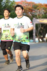 BIB: 1615
                            <button type="button" onclick="openModal(3627127)" class="btn btn-primary btn-sm float-right btn-popup" data-toggle="modal" data-target=".modal-high-quality">
                        <i class="fas fa-shopping-cart"></i> Add to Cart
                    </button>
                                            <button type="button" onclick="isThisMe(3627127, true)" class="btn btn-success btn-sm float-right btn-popup btn-isme hidden" data-toggle="tooltip" data-placement="bottom" title="นี่คือรูปของคุณใช่ไหม คลิกที่นี่เพื่อเอาเข้าอัลบั้ม">
                        <i class="fas fa-plus"></i> Add to album
                    </button>
                    <button type="button" onclick="isThisMe(3627127, false)" class="btn btn-warning btn-sm float-right btn-popup btn-isnotme hidden">
                        <i class="fas fa-ban"></i> Remove from album
                    </button>