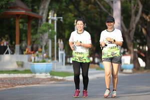 BIB: 1637, 1340
                            <button type="button" onclick="openModal(3628480)" class="btn btn-primary btn-sm float-right btn-popup" data-toggle="modal" data-target=".modal-high-quality">
                        <i class="fas fa-shopping-cart"></i> Add to Cart
                    </button>
                                            <button type="button" onclick="isThisMe(3628480, true)" class="btn btn-success btn-sm float-right btn-popup btn-isme hidden" data-toggle="tooltip" data-placement="bottom" title="นี่คือรูปของคุณใช่ไหม คลิกที่นี่เพื่อเอาเข้าอัลบั้ม">
                        <i class="fas fa-plus"></i> Add to album
                    </button>
                    <button type="button" onclick="isThisMe(3628480, false)" class="btn btn-warning btn-sm float-right btn-popup btn-isnotme hidden">
                        <i class="fas fa-ban"></i> Remove from album
                    </button>