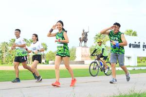 BIB: 2628
                            <button type="button" onclick="openModal(3700123)" class="btn btn-primary btn-sm float-right btn-popup" data-toggle="modal" data-target=".modal-high-quality">
                        <i class="fas fa-shopping-cart"></i> Add to Cart
                    </button>
                                            <button type="button" onclick="isThisMe(3700123, true)" class="btn btn-success btn-sm float-right btn-popup btn-isme hidden" data-toggle="tooltip" data-placement="bottom" title="นี่คือรูปของคุณใช่ไหม คลิกที่นี่เพื่อเอาเข้าอัลบั้ม">
                        <i class="fas fa-plus"></i> Add to album
                    </button>
                    <button type="button" onclick="isThisMe(3700123, false)" class="btn btn-warning btn-sm float-right btn-popup btn-isnotme hidden">
                        <i class="fas fa-ban"></i> Remove from album
                    </button>