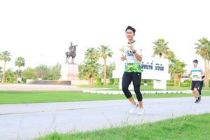 BIB: 2400
                            <button type="button" onclick="openModal(3673545)" class="btn btn-primary btn-sm float-right btn-popup" data-toggle="modal" data-target=".modal-high-quality">
                        <i class="fas fa-shopping-cart"></i> Add to Cart
                    </button>
                                            <button type="button" onclick="isThisMe(3673545, true)" class="btn btn-success btn-sm float-right btn-popup btn-isme hidden" data-toggle="tooltip" data-placement="bottom" title="นี่คือรูปของคุณใช่ไหม คลิกที่นี่เพื่อเอาเข้าอัลบั้ม">
                        <i class="fas fa-plus"></i> Add to album
                    </button>
                    <button type="button" onclick="isThisMe(3673545, false)" class="btn btn-warning btn-sm float-right btn-popup btn-isnotme hidden">
                        <i class="fas fa-ban"></i> Remove from album
                    </button>