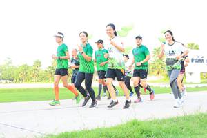 BIB: 
                            <button type="button" onclick="openModal(3689639)" class="btn btn-primary btn-sm float-right btn-popup" data-toggle="modal" data-target=".modal-high-quality">
                        <i class="fas fa-shopping-cart"></i> Add to Cart
                    </button>
                                            <button type="button" onclick="isThisMe(3689639, true)" class="btn btn-success btn-sm float-right btn-popup btn-isme hidden" data-toggle="tooltip" data-placement="bottom" title="นี่คือรูปของคุณใช่ไหม คลิกที่นี่เพื่อเอาเข้าอัลบั้ม">
                        <i class="fas fa-plus"></i> Add to album
                    </button>
                    <button type="button" onclick="isThisMe(3689639, false)" class="btn btn-warning btn-sm float-right btn-popup btn-isnotme hidden">
                        <i class="fas fa-ban"></i> Remove from album
                    </button>