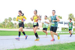 BIB: 
                            <button type="button" onclick="openModal(3673710)" class="btn btn-primary btn-sm float-right btn-popup" data-toggle="modal" data-target=".modal-high-quality">
                        <i class="fas fa-shopping-cart"></i> Add to Cart
                    </button>
                                            <button type="button" onclick="isThisMe(3673710, true)" class="btn btn-success btn-sm float-right btn-popup btn-isme hidden" data-toggle="tooltip" data-placement="bottom" title="นี่คือรูปของคุณใช่ไหม คลิกที่นี่เพื่อเอาเข้าอัลบั้ม">
                        <i class="fas fa-plus"></i> Add to album
                    </button>
                    <button type="button" onclick="isThisMe(3673710, false)" class="btn btn-warning btn-sm float-right btn-popup btn-isnotme hidden">
                        <i class="fas fa-ban"></i> Remove from album
                    </button>