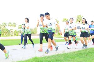 BIB: 
                            <button type="button" onclick="openModal(3685679)" class="btn btn-primary btn-sm float-right btn-popup" data-toggle="modal" data-target=".modal-high-quality">
                        <i class="fas fa-shopping-cart"></i> Add to Cart
                    </button>
                                            <button type="button" onclick="isThisMe(3685679, true)" class="btn btn-success btn-sm float-right btn-popup btn-isme hidden" data-toggle="tooltip" data-placement="bottom" title="นี่คือรูปของคุณใช่ไหม คลิกที่นี่เพื่อเอาเข้าอัลบั้ม">
                        <i class="fas fa-plus"></i> Add to album
                    </button>
                    <button type="button" onclick="isThisMe(3685679, false)" class="btn btn-warning btn-sm float-right btn-popup btn-isnotme hidden">
                        <i class="fas fa-ban"></i> Remove from album
                    </button>