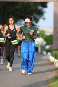 BIB: 
                            <button type="button" onclick="openModal(3609641)" class="btn btn-primary btn-sm float-right btn-popup" data-toggle="modal" data-target=".modal-high-quality">
                        <i class="fas fa-shopping-cart"></i> Add to Cart
                    </button>
                                            <button type="button" onclick="isThisMe(3609641, true)" class="btn btn-success btn-sm float-right btn-popup btn-isme hidden" data-toggle="tooltip" data-placement="bottom" title="นี่คือรูปของคุณใช่ไหม คลิกที่นี่เพื่อเอาเข้าอัลบั้ม">
                        <i class="fas fa-plus"></i> Add to album
                    </button>
                    <button type="button" onclick="isThisMe(3609641, false)" class="btn btn-warning btn-sm float-right btn-popup btn-isnotme hidden">
                        <i class="fas fa-ban"></i> Remove from album
                    </button>