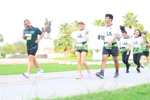 BIB: 
                            <button type="button" onclick="openModal(3681160)" class="btn btn-primary btn-sm float-right btn-popup" data-toggle="modal" data-target=".modal-high-quality">
                        <i class="fas fa-shopping-cart"></i> Add to Cart
                    </button>
                                            <button type="button" onclick="isThisMe(3681160, true)" class="btn btn-success btn-sm float-right btn-popup btn-isme hidden" data-toggle="tooltip" data-placement="bottom" title="นี่คือรูปของคุณใช่ไหม คลิกที่นี่เพื่อเอาเข้าอัลบั้ม">
                        <i class="fas fa-plus"></i> Add to album
                    </button>
                    <button type="button" onclick="isThisMe(3681160, false)" class="btn btn-warning btn-sm float-right btn-popup btn-isnotme hidden">
                        <i class="fas fa-ban"></i> Remove from album
                    </button>