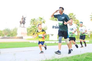 BIB: 
                            <button type="button" onclick="openModal(3679063)" class="btn btn-primary btn-sm float-right btn-popup" data-toggle="modal" data-target=".modal-high-quality">
                        <i class="fas fa-shopping-cart"></i> Add to Cart
                    </button>
                                            <button type="button" onclick="isThisMe(3679063, true)" class="btn btn-success btn-sm float-right btn-popup btn-isme hidden" data-toggle="tooltip" data-placement="bottom" title="นี่คือรูปของคุณใช่ไหม คลิกที่นี่เพื่อเอาเข้าอัลบั้ม">
                        <i class="fas fa-plus"></i> Add to album
                    </button>
                    <button type="button" onclick="isThisMe(3679063, false)" class="btn btn-warning btn-sm float-right btn-popup btn-isnotme hidden">
                        <i class="fas fa-ban"></i> Remove from album
                    </button>