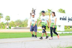 BIB: 1317, 1516
                            <button type="button" onclick="openModal(3696474)" class="btn btn-primary btn-sm float-right btn-popup" data-toggle="modal" data-target=".modal-high-quality">
                        <i class="fas fa-shopping-cart"></i> Add to Cart
                    </button>
                                            <button type="button" onclick="isThisMe(3696474, true)" class="btn btn-success btn-sm float-right btn-popup btn-isme hidden" data-toggle="tooltip" data-placement="bottom" title="นี่คือรูปของคุณใช่ไหม คลิกที่นี่เพื่อเอาเข้าอัลบั้ม">
                        <i class="fas fa-plus"></i> Add to album
                    </button>
                    <button type="button" onclick="isThisMe(3696474, false)" class="btn btn-warning btn-sm float-right btn-popup btn-isnotme hidden">
                        <i class="fas fa-ban"></i> Remove from album
                    </button>