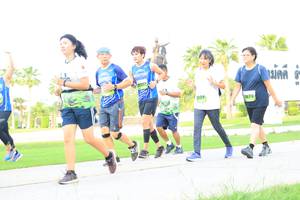 BIB: 1239
                            <button type="button" onclick="openModal(3690724)" class="btn btn-primary btn-sm float-right btn-popup" data-toggle="modal" data-target=".modal-high-quality">
                        <i class="fas fa-shopping-cart"></i> Add to Cart
                    </button>
                                            <button type="button" onclick="isThisMe(3690724, true)" class="btn btn-success btn-sm float-right btn-popup btn-isme hidden" data-toggle="tooltip" data-placement="bottom" title="นี่คือรูปของคุณใช่ไหม คลิกที่นี่เพื่อเอาเข้าอัลบั้ม">
                        <i class="fas fa-plus"></i> Add to album
                    </button>
                    <button type="button" onclick="isThisMe(3690724, false)" class="btn btn-warning btn-sm float-right btn-popup btn-isnotme hidden">
                        <i class="fas fa-ban"></i> Remove from album
                    </button>